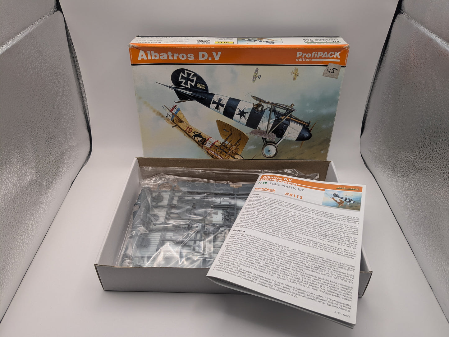 Eduard Albatros D.V